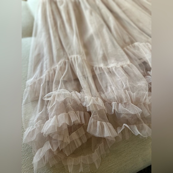 Elegant Tulle Maxi Skirt- Apricot - Picture 5 of 9